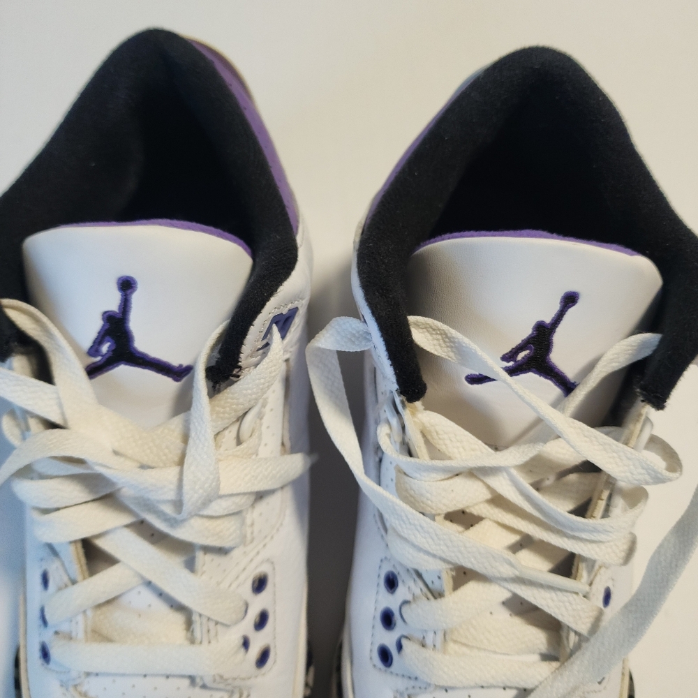 Air Jordan 3 Retro "Dark Iris", Size 7Y - Picture 5 of 10